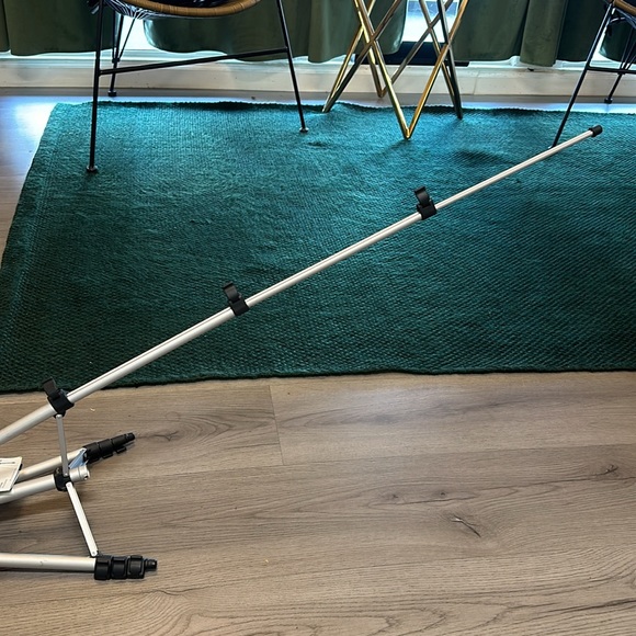 Targus Tripod TG-50TR NWT - Picture 4 of 5